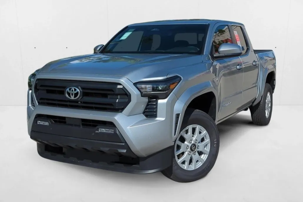2024 Toyota Tacoma SR5 Double Cab photo 1
