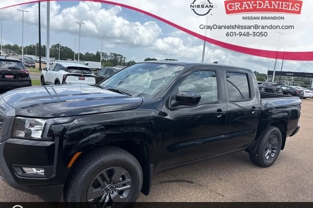 2025 Nissan Frontier SV photo 1