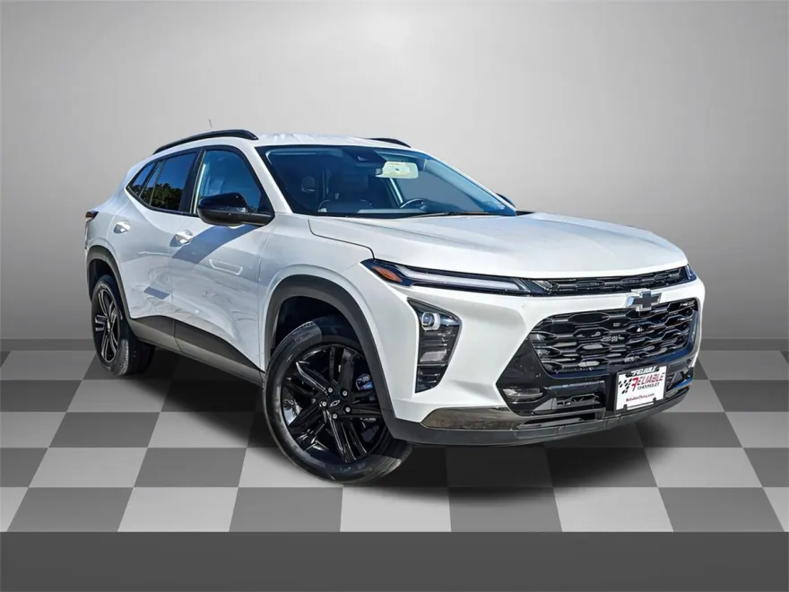 2024 Chevrolet Trax ACTIV photo 1