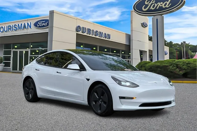 2022 Tesla Model 3 Long Range photo 1