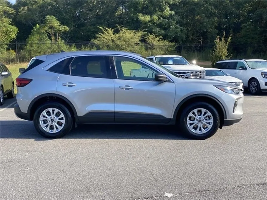 2024 Ford Escape Active photo 1