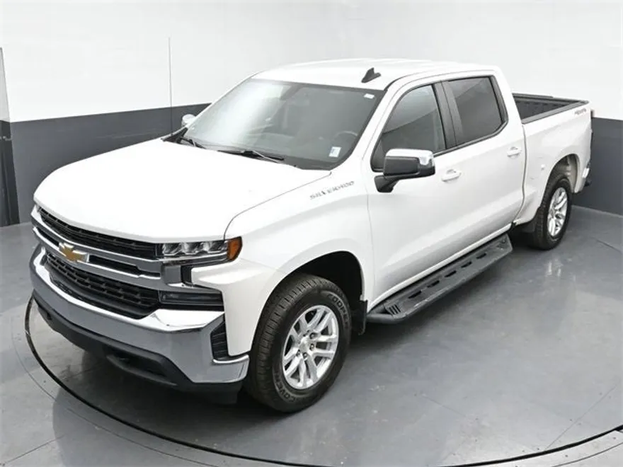2019 Chevrolet Silverado 1500 LT photo 1