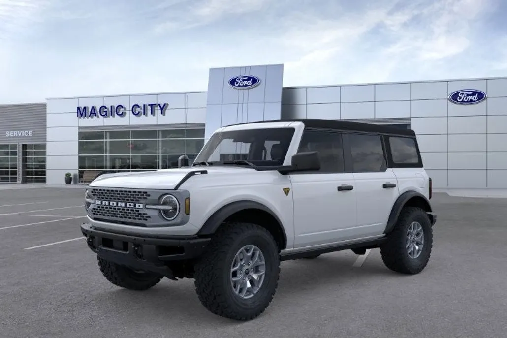 2025 Ford Bronco Badlands photo 1