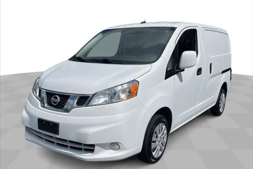 2019 Nissan NV200 SV photo 1