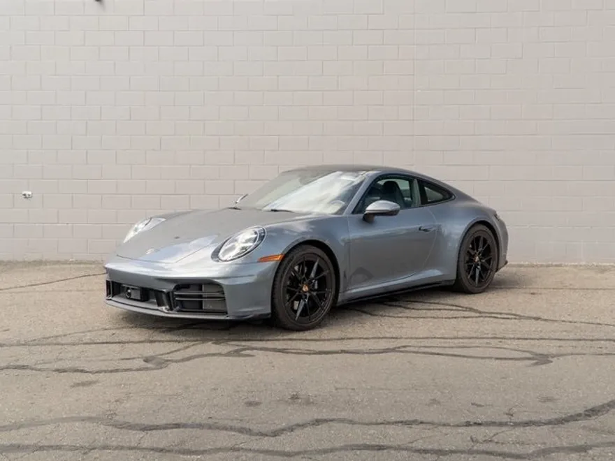 2025 Porsche 911 photo 1