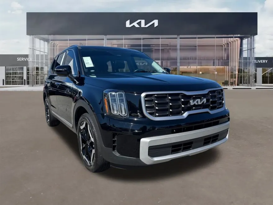 2024 Kia Telluride S photo 1