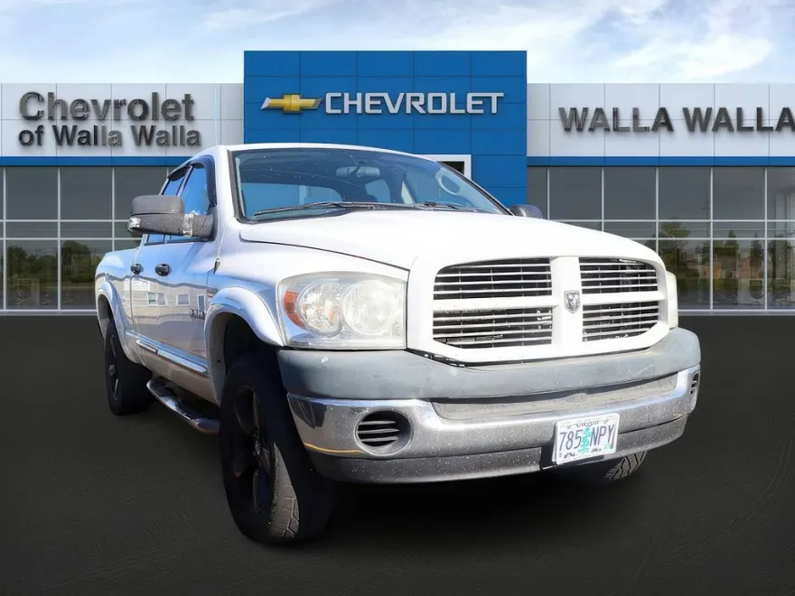 2008 Dodge Ram ST photo 1