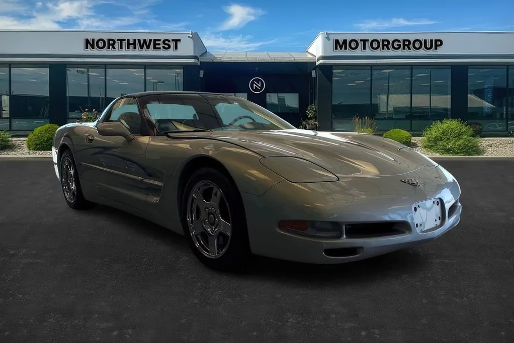 1998 Chevrolet Corvette Base photo 1