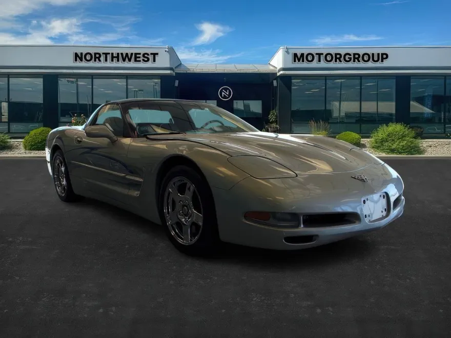1998 Chevrolet Corvette Base photo 1