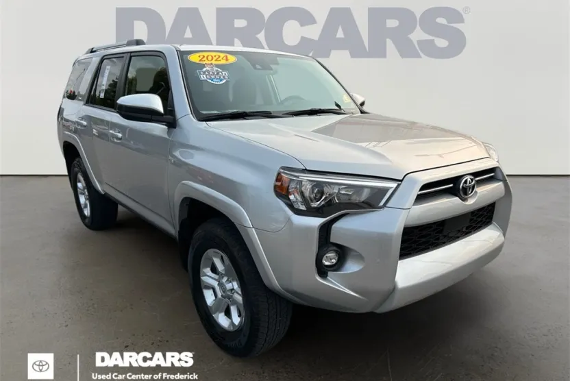 2024 Toyota 4Runner SR5 photo 1