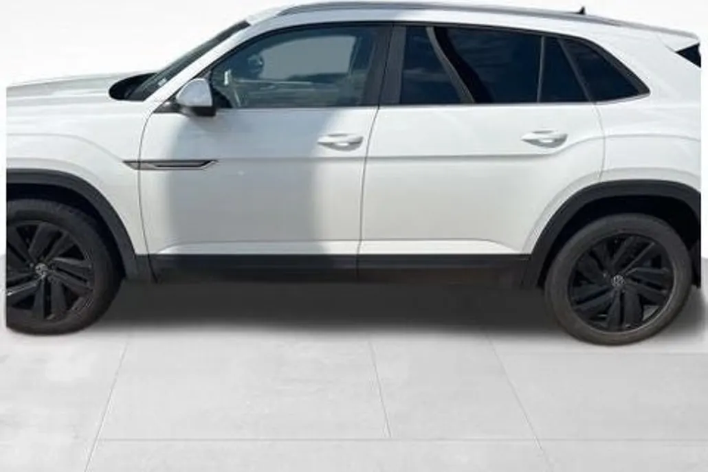 2022 Volkswagen Atlas Cross Sport SE Technology photo 1