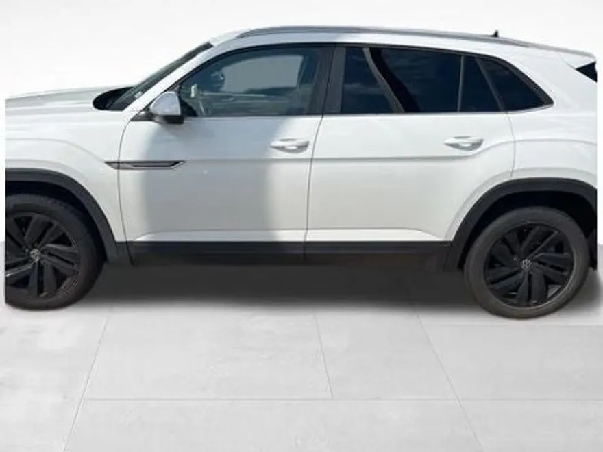 2022 Volkswagen Atlas Cross Sport SE Technology photo 1