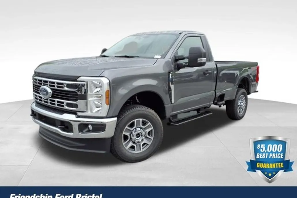 2025 Ford F-350 XLT photo 1