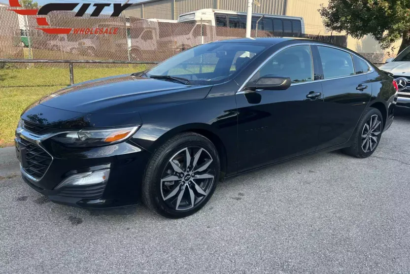 2022 Chevrolet Malibu RS photo 1