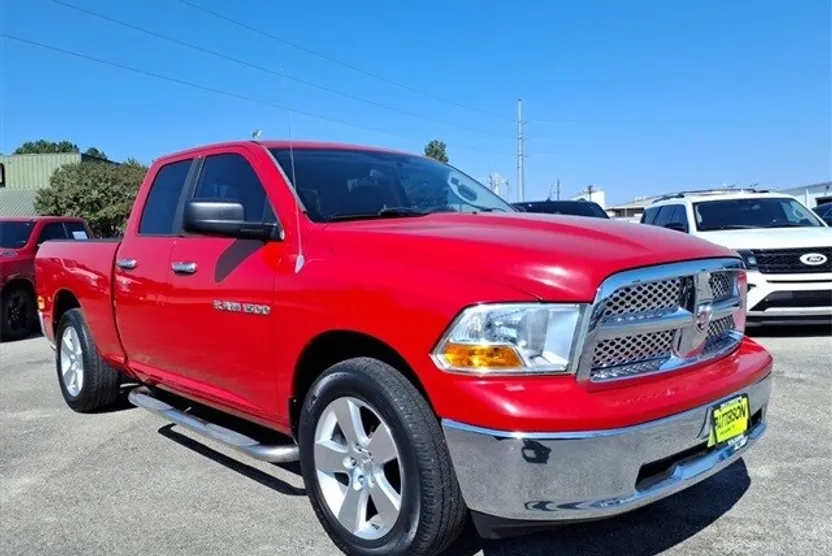 2012 Ram 1500 SLT photo 1