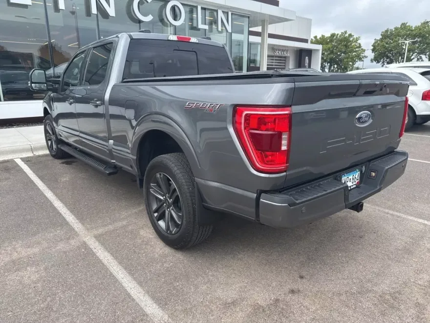2023 Ford F-150 XLT photo 1