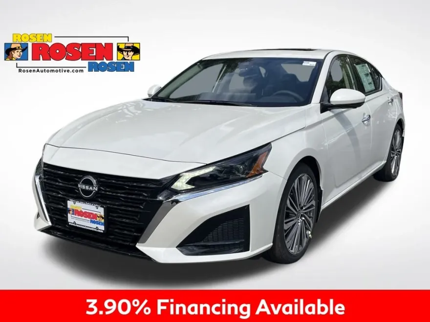 2025 Nissan Altima SL photo 1