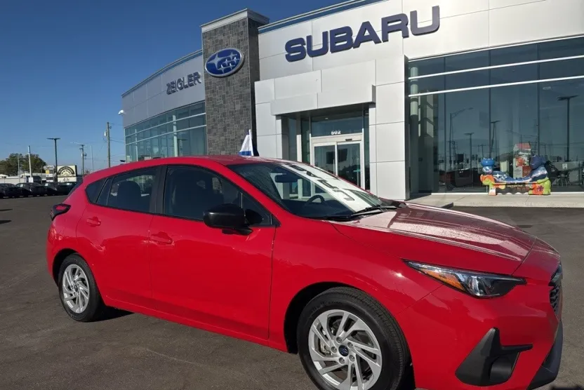2024 Subaru Impreza Base photo 1