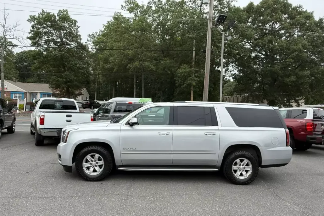 2015 Gmc Yukon XL Denali photo 1