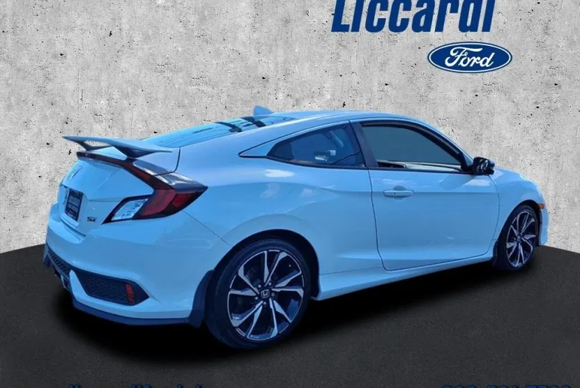 2019 Honda Civic Si photo 1