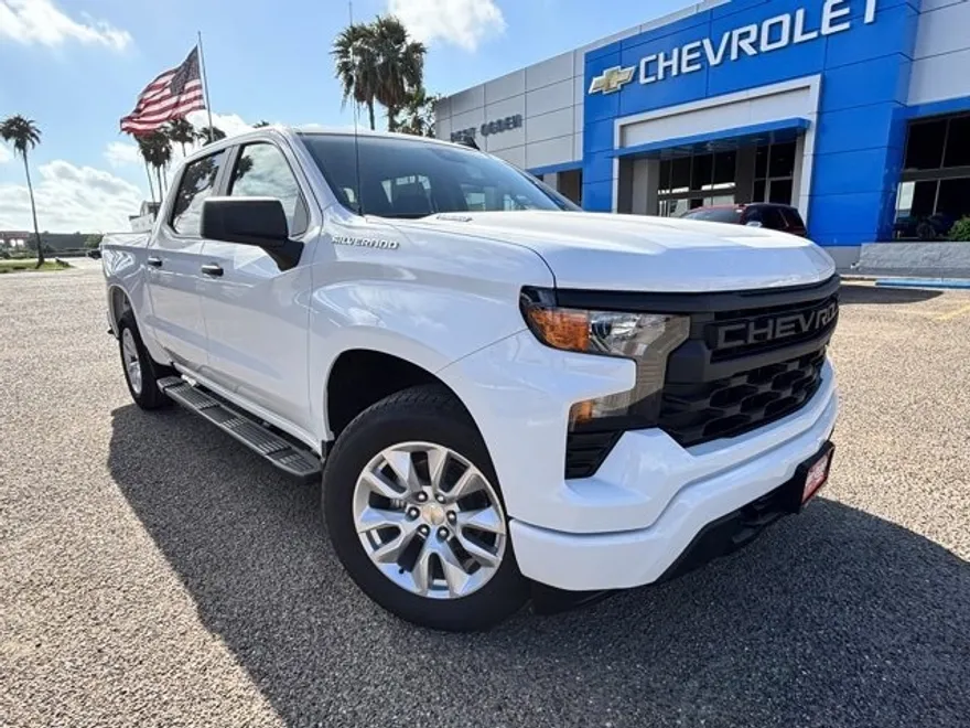 2026 Chevrolet Silverado 1500 Custom photo 1
