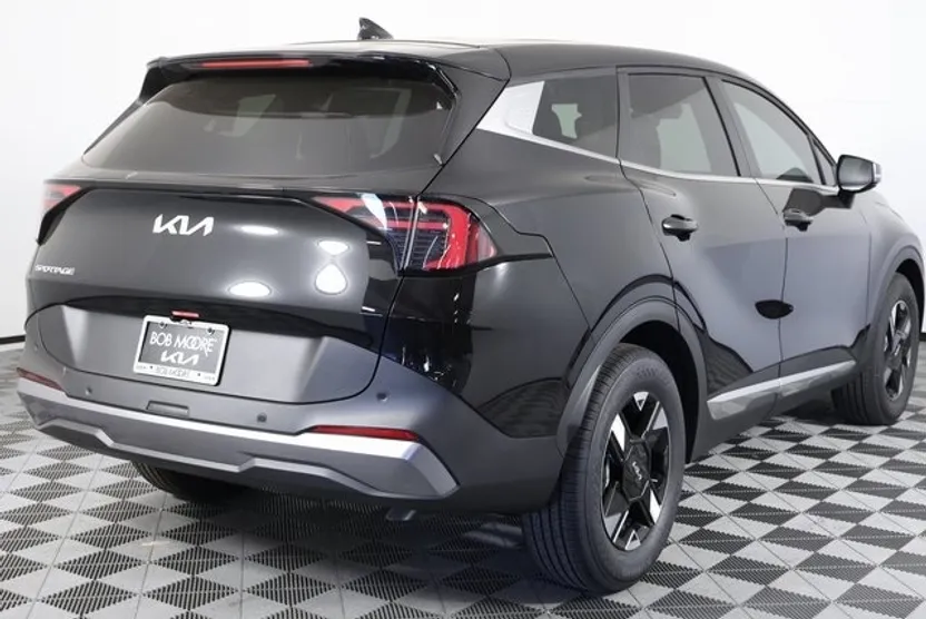 2026 Kia Sportage LX photo 1