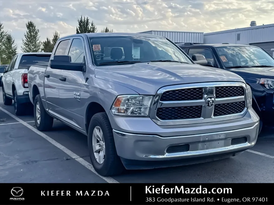 2023 Ram 1500 Classic SLT photo 1