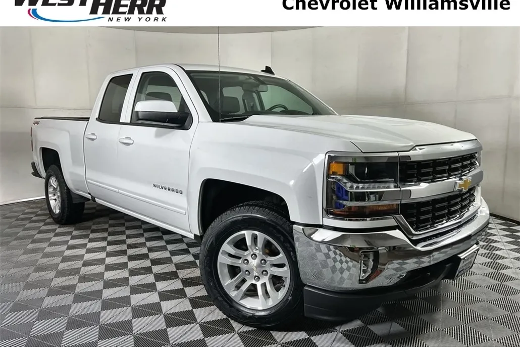 2019 Chevrolet Silverado 1500 LT photo 1