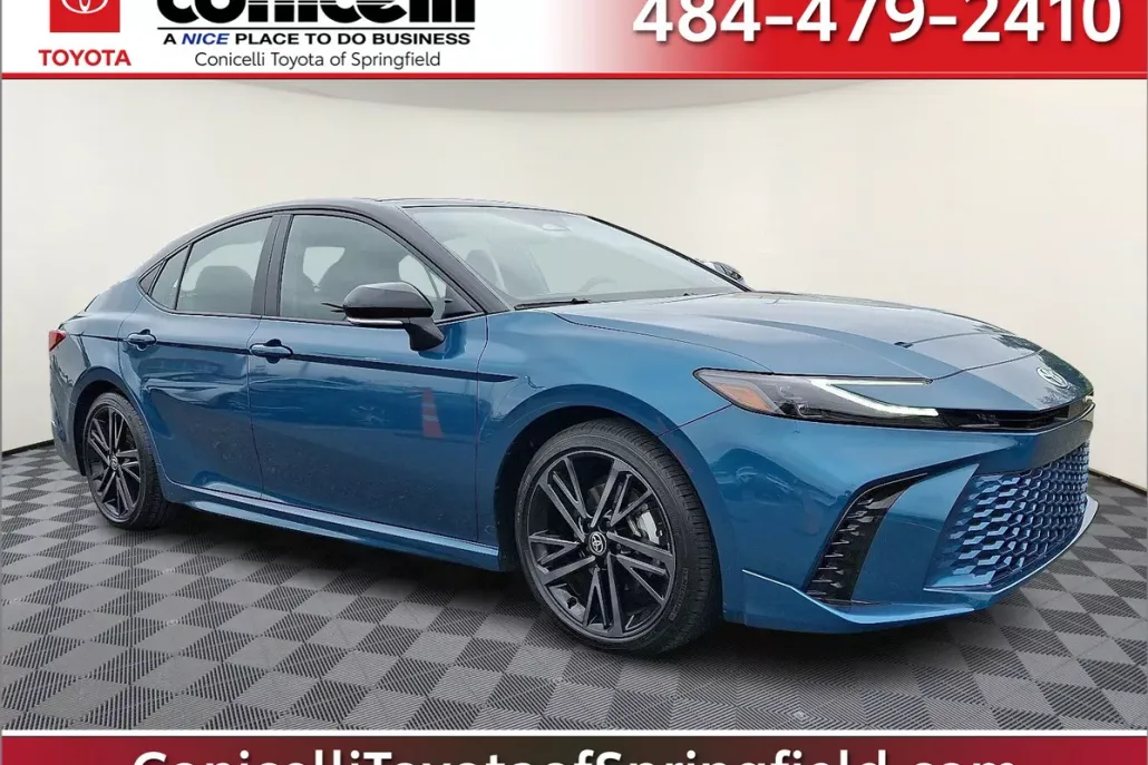 2025 Toyota Camry XSE photo 1