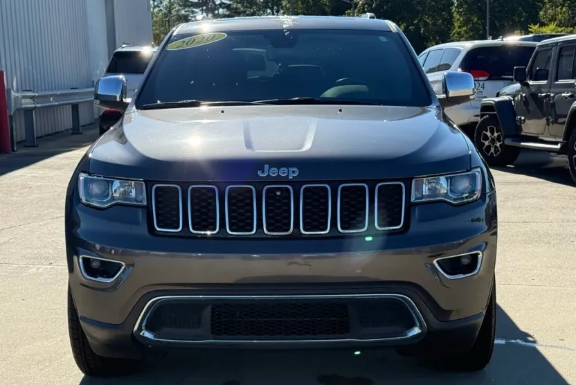 2020 Jeep Grand Cherokee Limited photo 1
