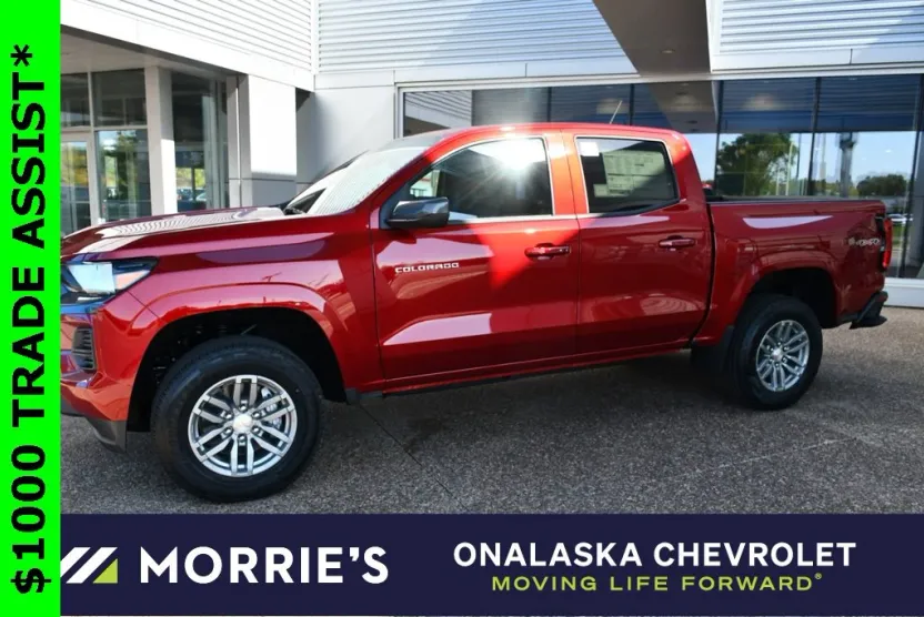 2026 Chevrolet Colorado LT photo 1