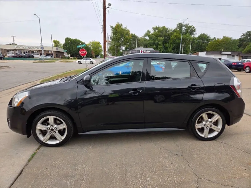 2009 Pontiac Vibe photo 1