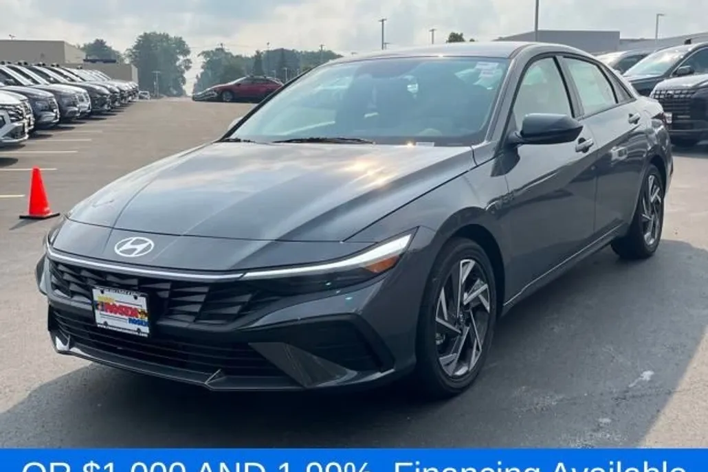 2025 Hyundai Elantra Hybrid SEL Sport photo 1