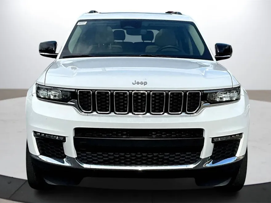 2022 Jeep Grand Cherokee Limited photo 1