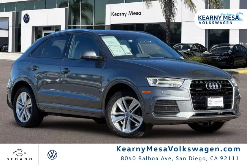 2017 Audi Q3 Premium photo 1