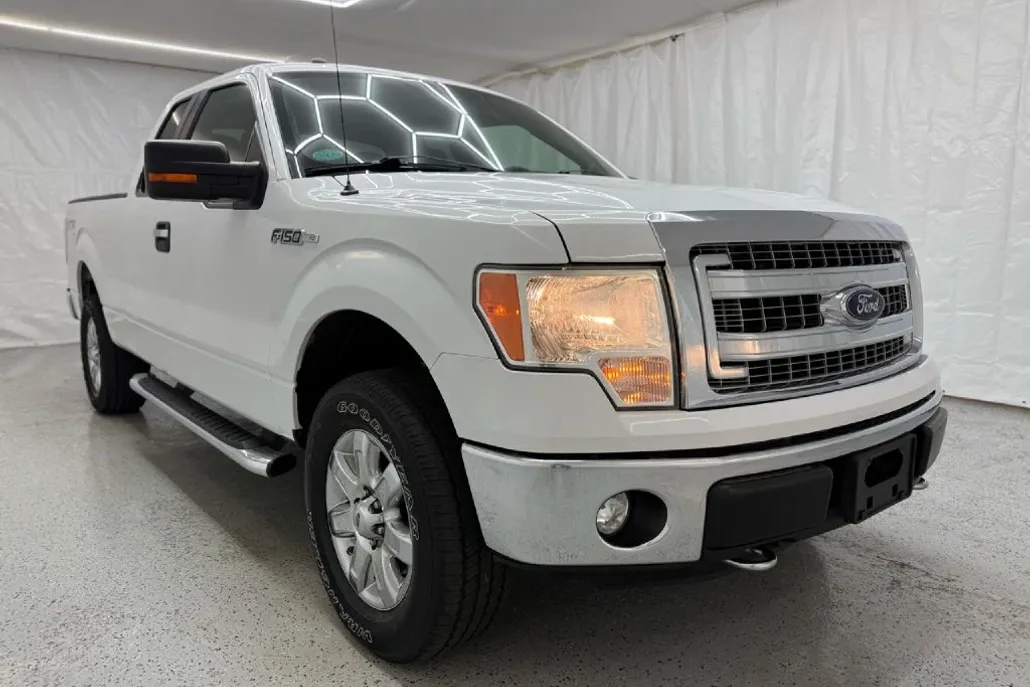 2014 Ford F-150 XL photo 1