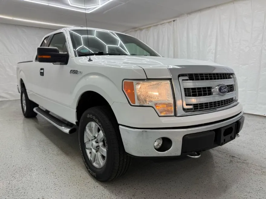 2014 Ford F-150 XL photo 1