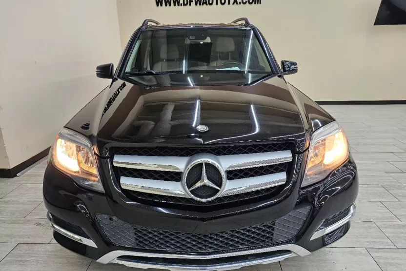 2015 Mercedes Benz GLK 350 photo 1