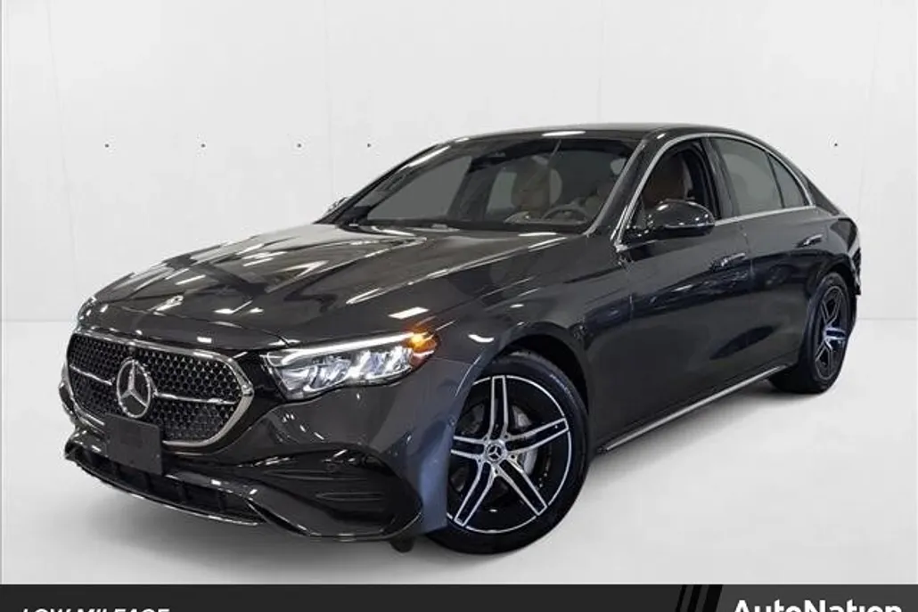 2025 Mercedes Benz E 350 4MATIC Sedan photo 1