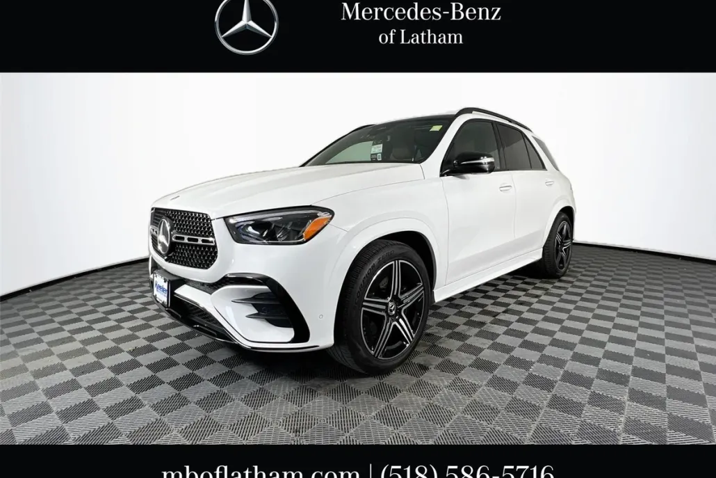 2024 Mercedes Benz GLE 450e photo 1