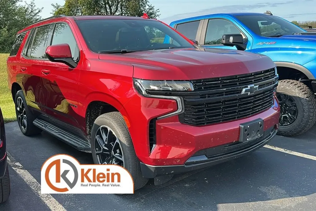 2023 Chevrolet Tahoe RST photo 1