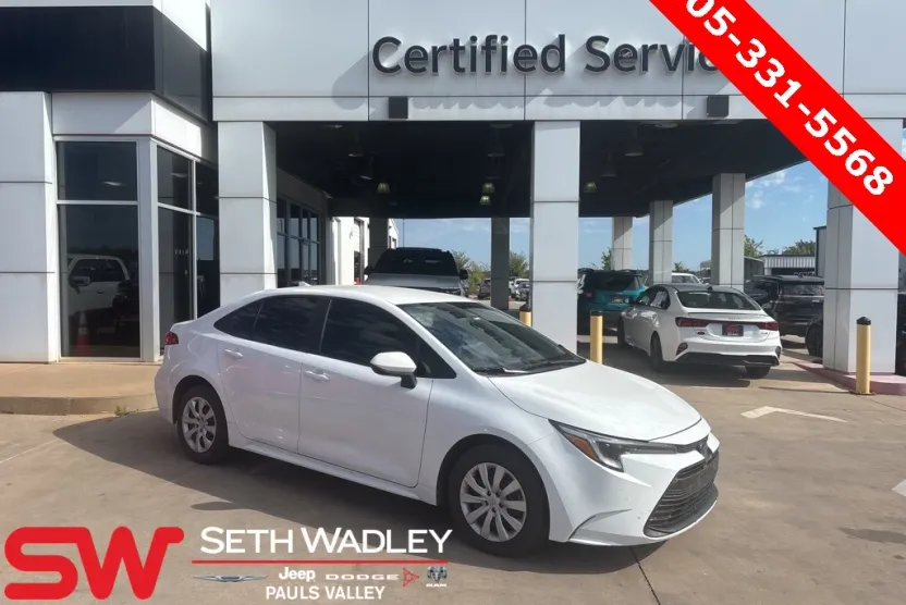 2024 Toyota Corolla Hybrid LE photo 1
