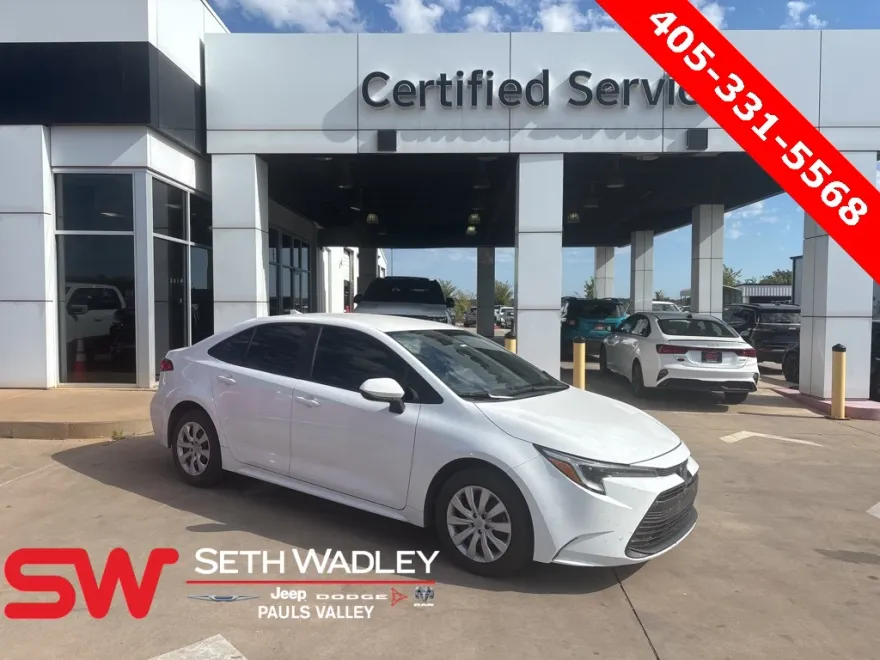 2024 Toyota Corolla Hybrid LE photo 1