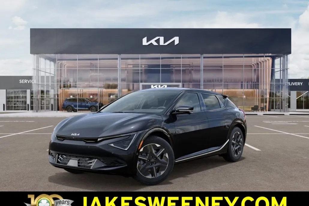 2025 Kia EV6 Light photo 1