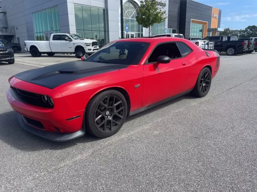 2015 Dodge Challenger R/T Scat Pack photo 1