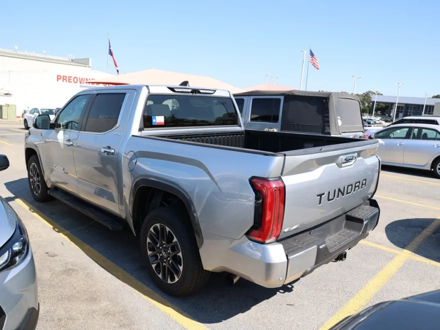 2025 Toyota Tundra Limited photo 1