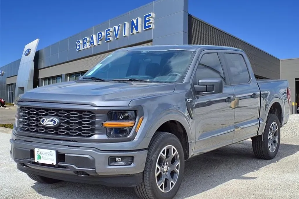 2025 Ford F-150 STX photo 1