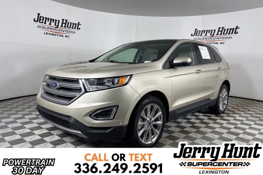 2017 Ford Edge Titanium photo 1
