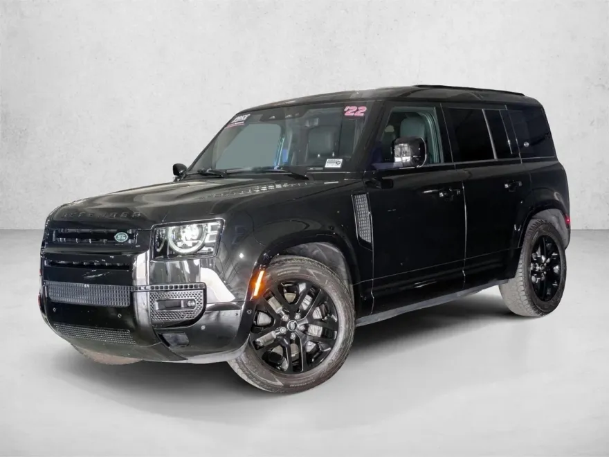 2022 Land Rover Defender 110 XS Edition photo 1