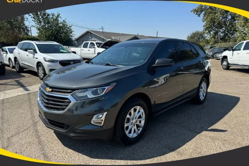 2018 Chevrolet Equinox LS photo 1